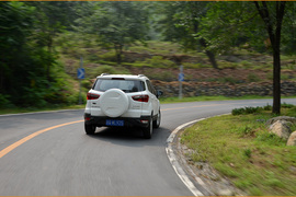 福特翼搏1.5AT尊贵型深测