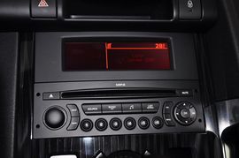 2013款标致3008