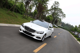 兼顾优雅时尚！试驾新一代奔驰E300L轿车