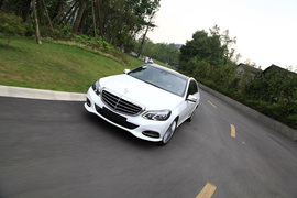 兼顾优雅时尚！试驾新一代奔驰E300L轿车