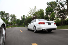 兼顾优雅时尚！试驾新一代奔驰E300L轿车