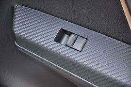 2013款丰田全新RAV4