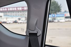 2013款丰田全新RAV4