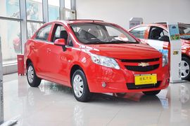 2010款雪佛兰赛欧三厢1.4L