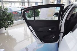 2013款雪佛兰科鲁兹掀背车1.6T手自一体版