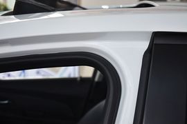 2013款雪佛兰科鲁兹掀背车1.6T手自一体版