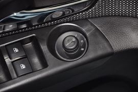 2013款雪佛兰科鲁兹掀背车1.6T手自一体版