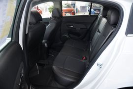 2013款雪佛兰科鲁兹掀背车1.6T手自一体版