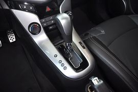 2013款雪佛兰科鲁兹掀背车1.6T手自一体版