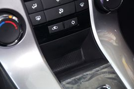 2013款雪佛兰科鲁兹掀背车1.6T手自一体版