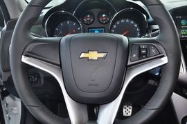 2013款雪佛兰科鲁兹掀背车1.6T手自一体版