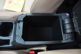 2013款丰田全新RAV4