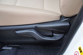 2013款丰田全新RAV4