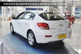 2013款雪佛兰科鲁兹掀背版到店图解