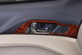 2013款广汽传祺GA5