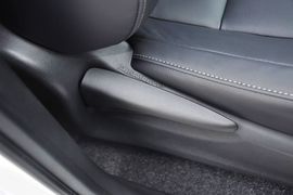 2013款一汽丰田RAV4