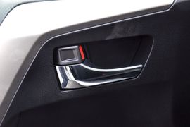 2013款一汽丰田RAV4