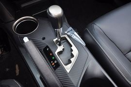 2013款一汽丰田RAV4