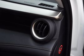 2013款一汽丰田RAV4