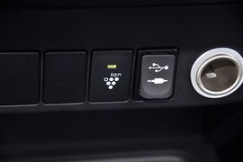 2013款一汽丰田RAV4