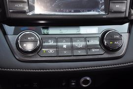 2013款一汽丰田RAV4