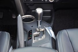 2013款一汽丰田RAV4