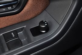 2013款长安铃木天语SX4