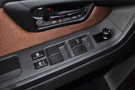 2013款长安铃木天语SX4