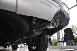 2013款比亚迪S6白金版2.4L手动尊贵型