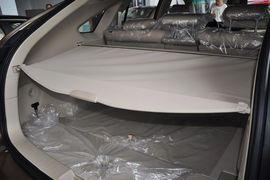 2013款比亚迪S6白金版2.4L手动尊贵型