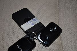 2013款比亚迪S6白金版2.4L手动尊贵型
