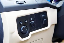 2013款奇瑞E3试驾