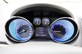 2013款奇瑞E3试驾