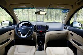 2013款奇瑞E3试驾