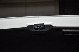 2013款丰田锐志2.5L基本型到店实拍