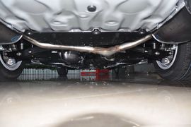 2013款丰田锐志2.5L基本型到店实拍