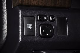 2013款丰田锐志2.5V尚锐导航版