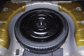 2012款荣威950