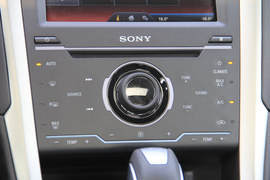 2013款福特全新蒙迪欧旗舰型实拍