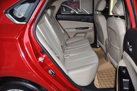 2012款长安逸动1.6L