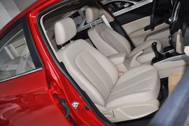 2012款长安逸动1.6L