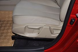 2012款长安逸动1.6L