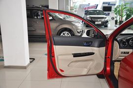 2012款长安逸动1.6L