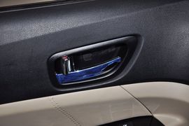 2012款长安逸动1.6L