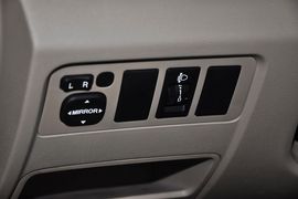 2012款长安逸动1.6L