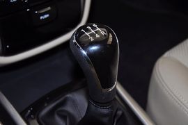 2012款长安逸动1.6L