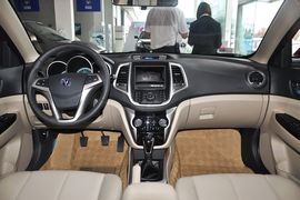 2012款长安逸动1.6L
