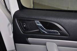 2014款斯柯达明锐1.6L手动逸杰版