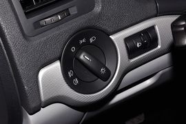 2014款斯柯达明锐1.6L手动逸杰版