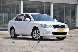 2014款斯柯达明锐1.6L手动逸杰版